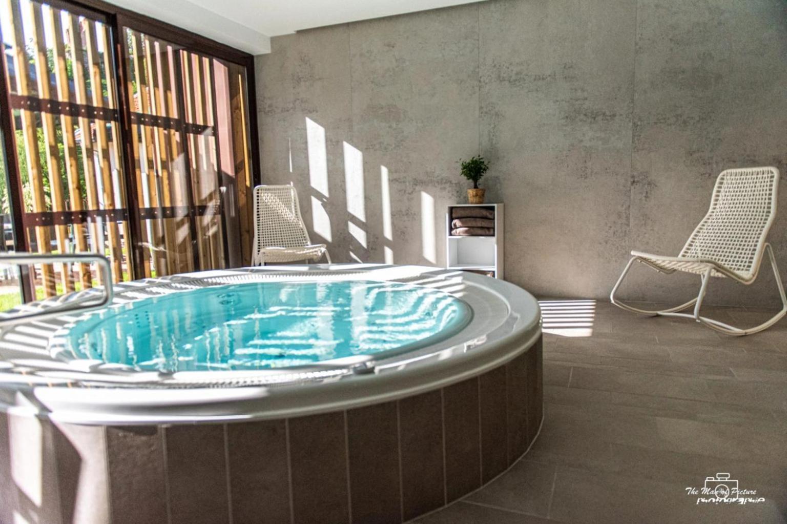 Logis Hotel Altitude Et Spa Pierre Percee Bagian luar foto