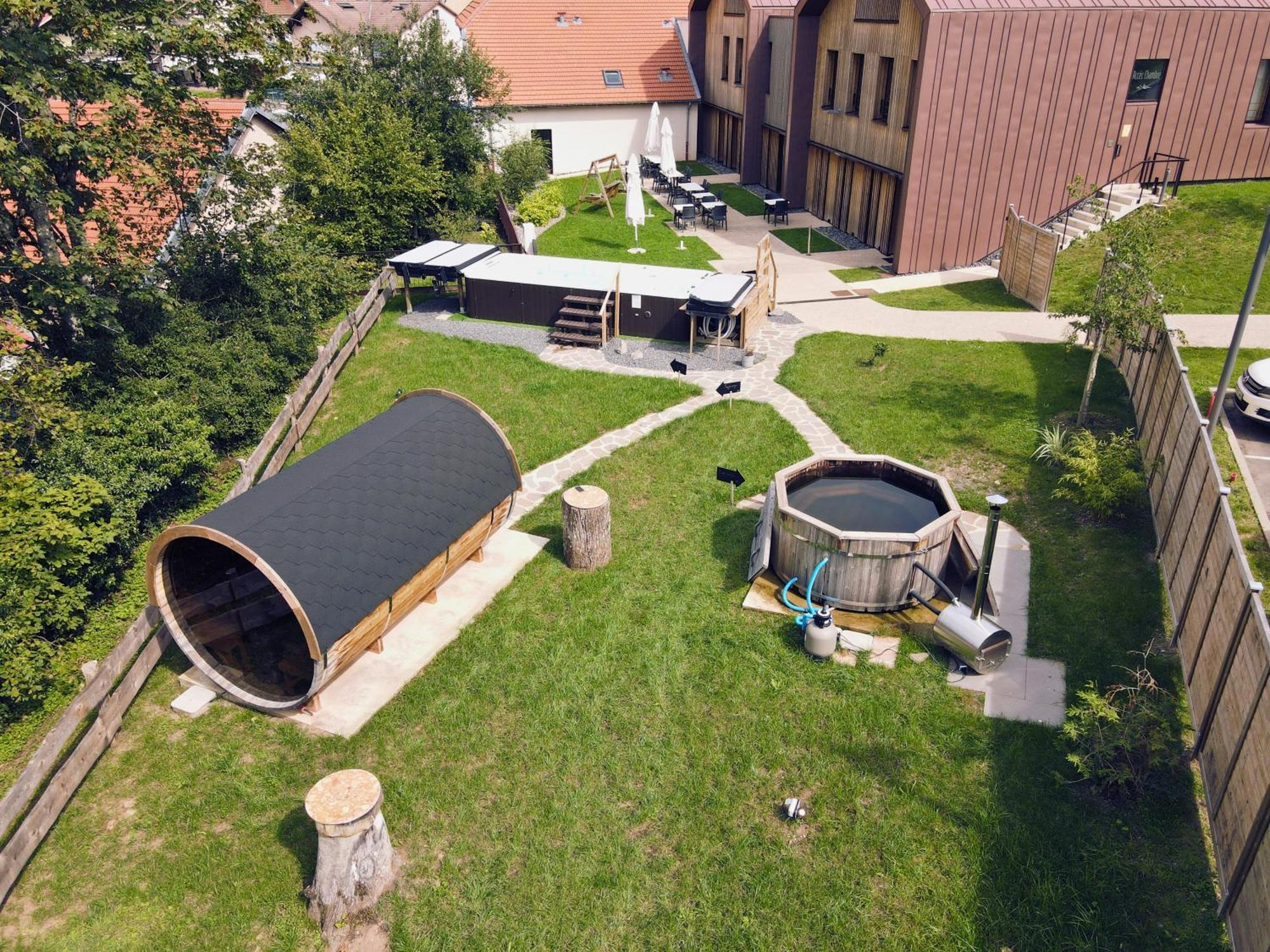 Logis Hotel Altitude Et Spa Pierre Percee Bagian luar foto